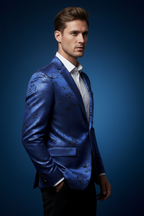 Blazer azul royal pose 2