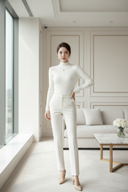 María Blanco - Pose Frontal