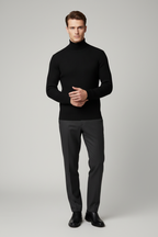 Raúl - Negro pose 2