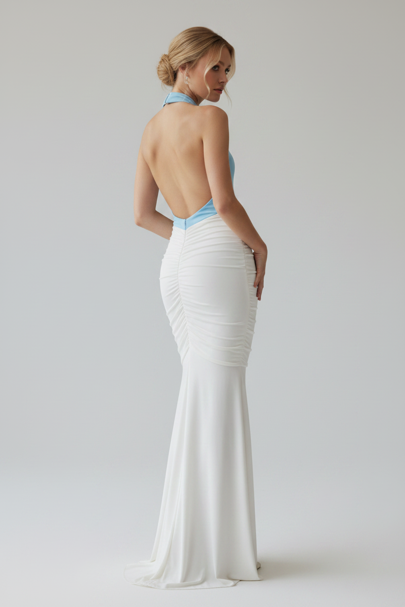 Raquel azul-blanco espalda