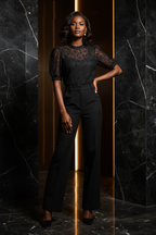 Sonia Negro - Pose Elegante