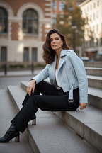 Victoria - Azul Celeste pose 1